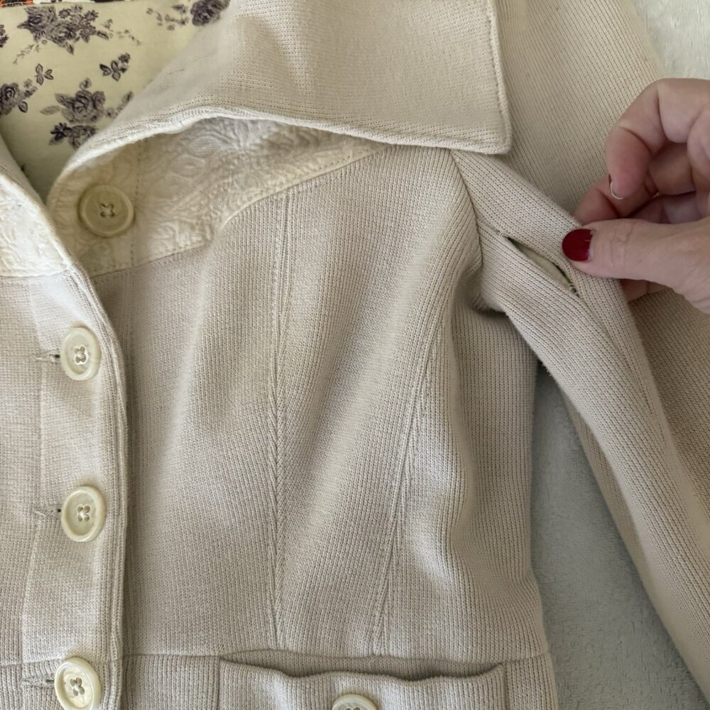Free People Women’s Size 6 Blush Ivory Textured Collar Button Up Sweater Jacket - Picture 8 of 12